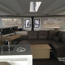Fountaine Pajot Lucia 40