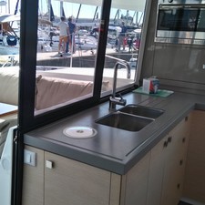 Fountaine Pajot Lucia 40