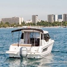 Jeanneau Merry Fisher 795