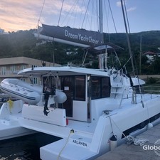 Bali catamarans 4.0 lounge