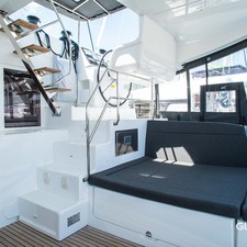 Lagoon 450 SporTop