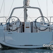 Beneteau Oceanis 38