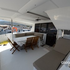 Fountaine Pajot Lucia 40
