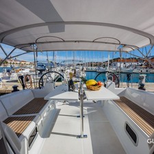 Beneteau Oceanis 38.1