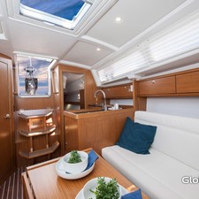 Bavaria 33 Cruiser