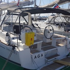 Beneteau Oceanis 38.1