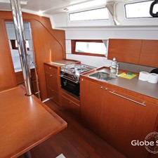 Beneteau Oceanis 38