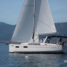 Beneteau Oceanis 35