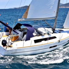 Dufour 382 Grand Large