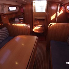 Bavaria 33 Cruiser