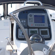 Bavaria 33 Cruiser