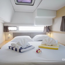 Fountaine Pajot Helia 44