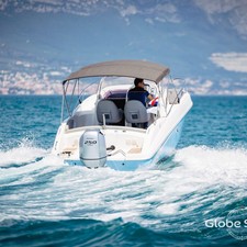 Beneteau Flyer 750 Sun Deck