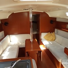 Beneteau Oceanis 373