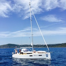 Beneteau Oceanis 38