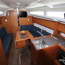 Bavaria CRUISER 34