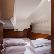 Beneteau Oceanis 38.1