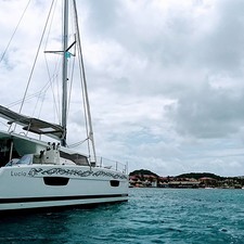 Fountaine Pajot Lucia 40