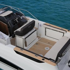 Beneteau Flyer 8.8 SUNdeck