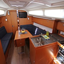 Bavaria CRUISER 34