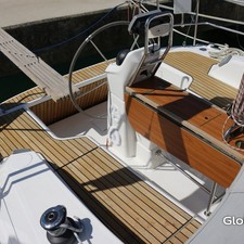 Bavaria 33 Cruiser