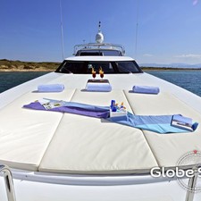 Falcon Yachts Helios