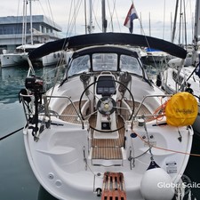 Bavaria 33 Cruiser