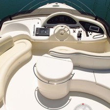 Azimut 46