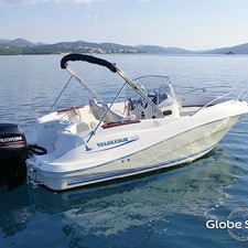 Quicksilver 635 Commander