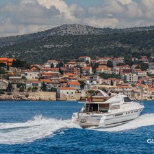 Fairline Squadron 65