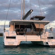 Fountaine Pajot Lucia 40