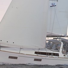 Beneteau Oceanis 38.1
