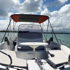Beneteau Flyer 6.6 SPACEdeck
