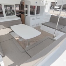 Lagoon 450 F