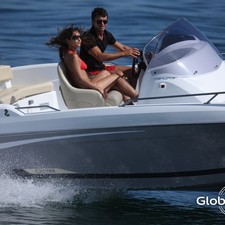 Beneteau Flyer 650 Open