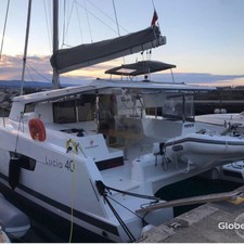 Fountaine Pajot Lucia 40