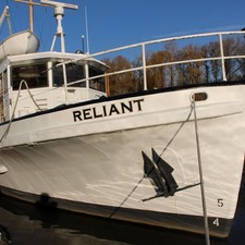 Custom-Craft Box Boat 63