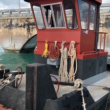 Commercial Push Tug for Charter