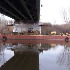 Commercial 100' x 34' x 7' Barge Charter