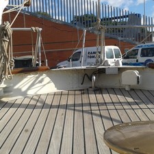 Pilothouse Yarrow & Co.