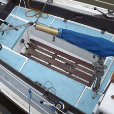 Custom Halcyon 27 (available)