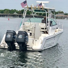 Robalo 2640 walkaround