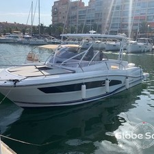 Jeanneau Cap Camarat 9.0 WA