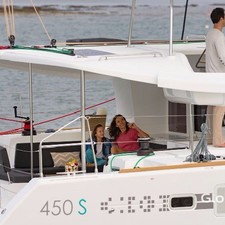 Lagoon 450 SporTop