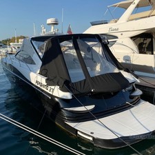 Pershing 37
