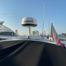 Pershing 37