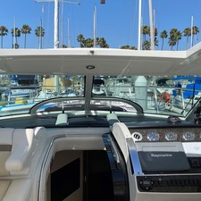 Sea Ray 410 Sundancer