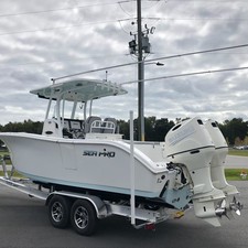 Angler Pro Boats 2900 center console