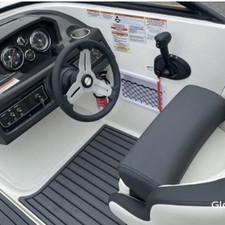 Bayliner VR5 BOWRIDER