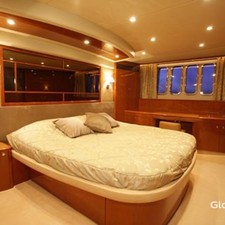 Princess Flybridge 67
